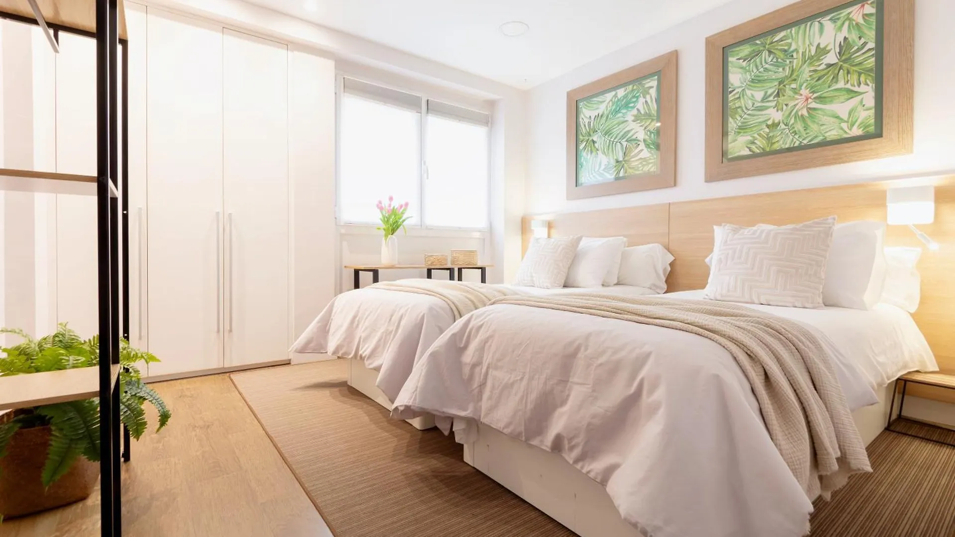 Heart Of San Sebastian⎮Walk Score 99⎮3 Baths Spanje