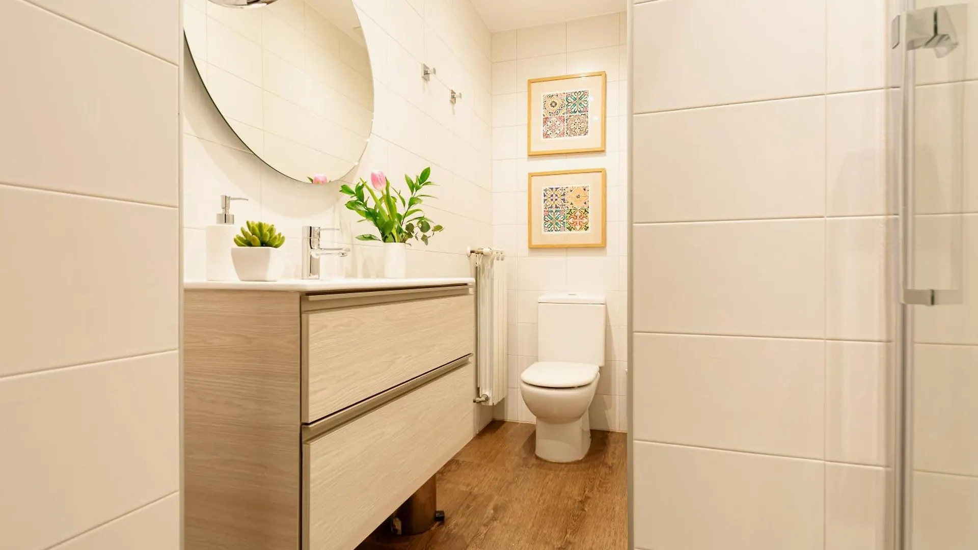 Heart Of San Sebastian⎮Walk Score 99⎮3 Baths Appartement